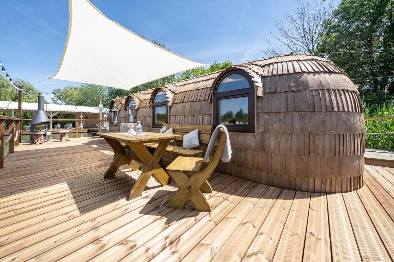 Hotel Lieblingsplatz Parey - Schwimmendes Iglu Exterior foto